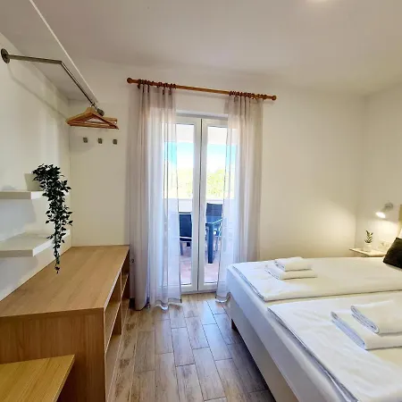 Orkulabliss Apartments 아파트 Pašman