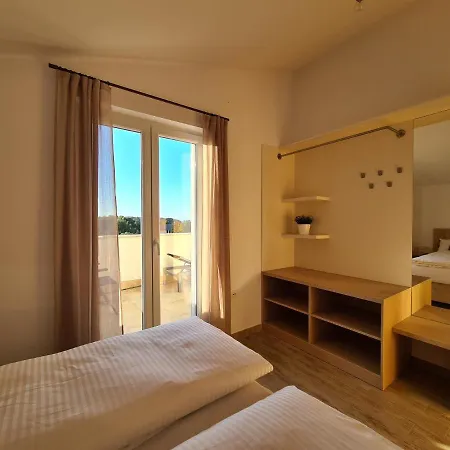 アパート Orkulabliss *