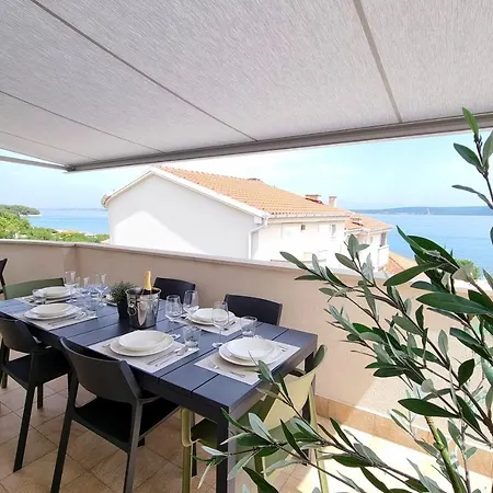 アパート Orkulabliss